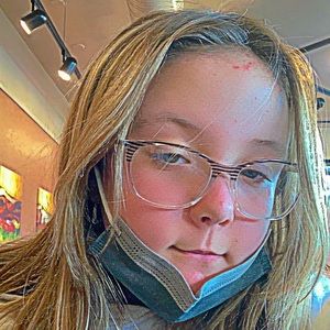 Meet your Posher, Sophia